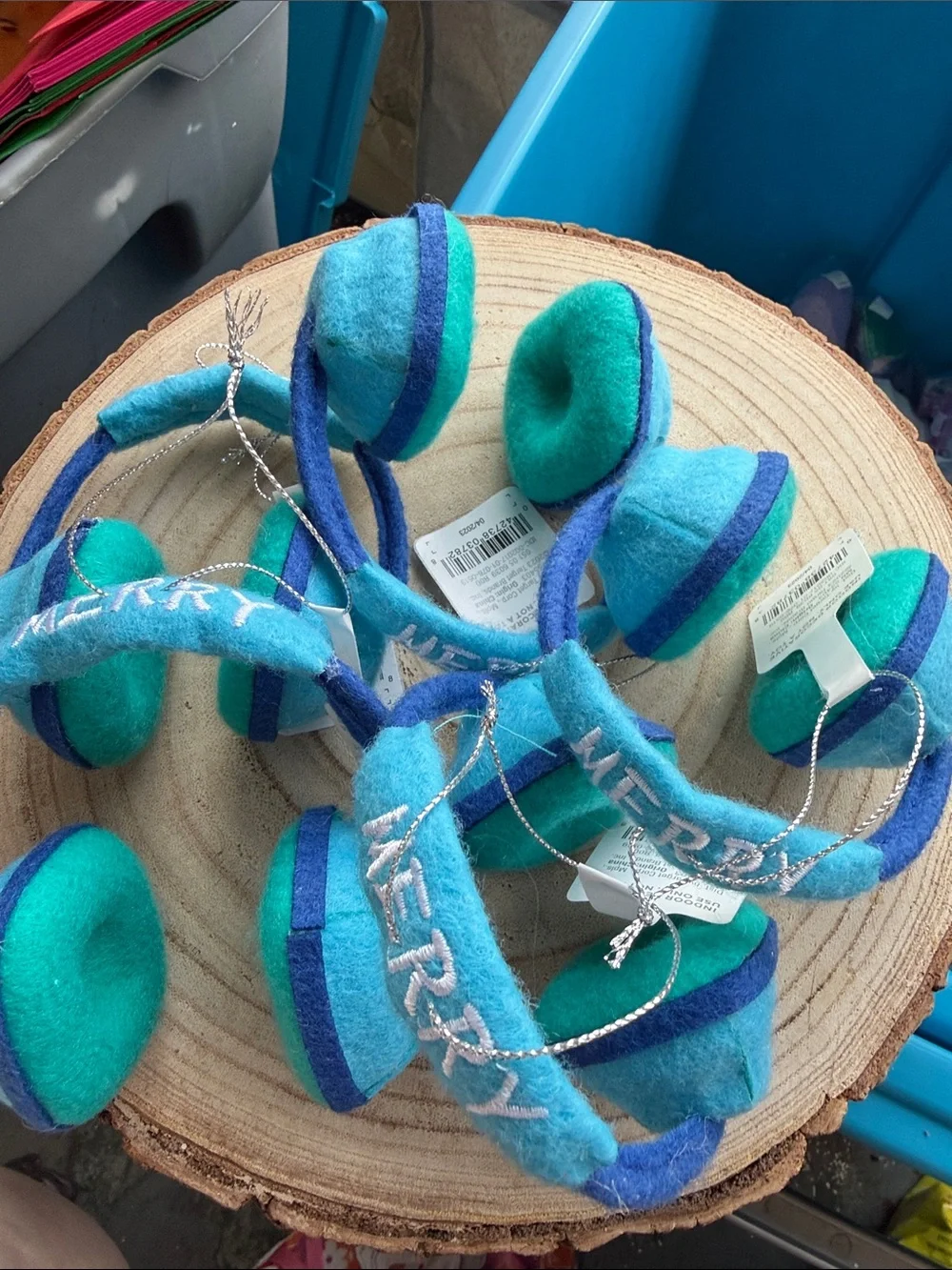 NWT Set of 5 Felt headphone ornaments embroidered w/Merry- Turquoise & Teal